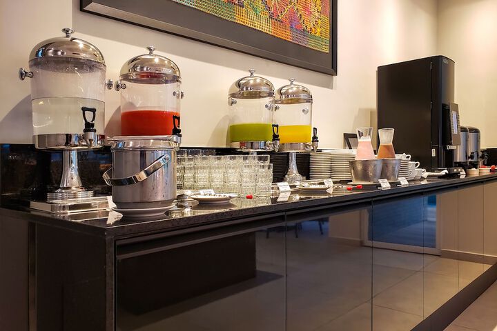 Breakfast/Coffee Service 38 of 53