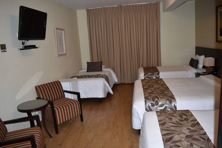 Room 40 of 72