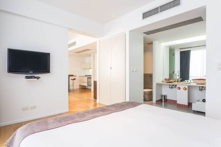 Room 63 of 181