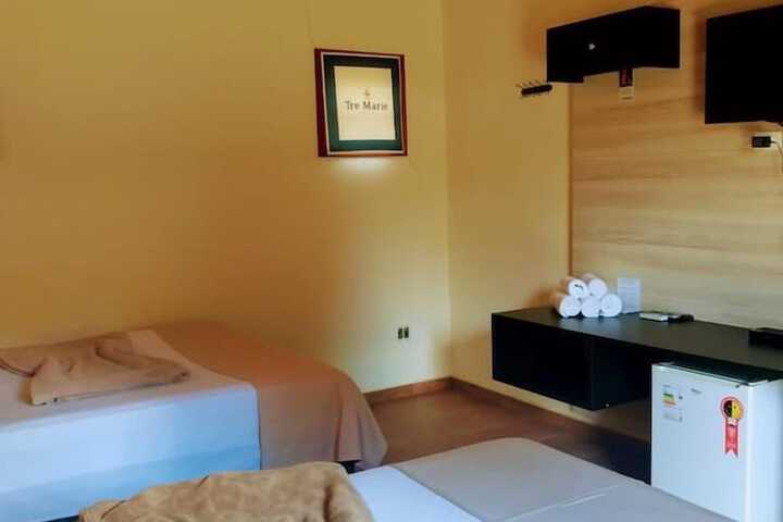 Room 4 of 26