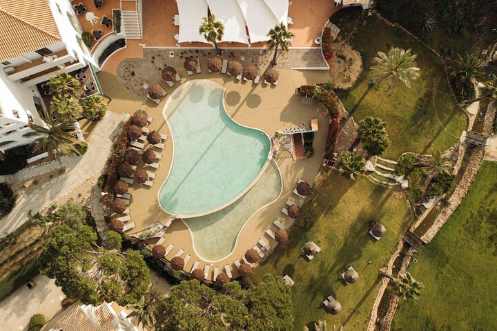 Pool Hotel