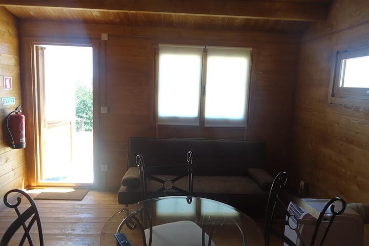Room 8 of 28