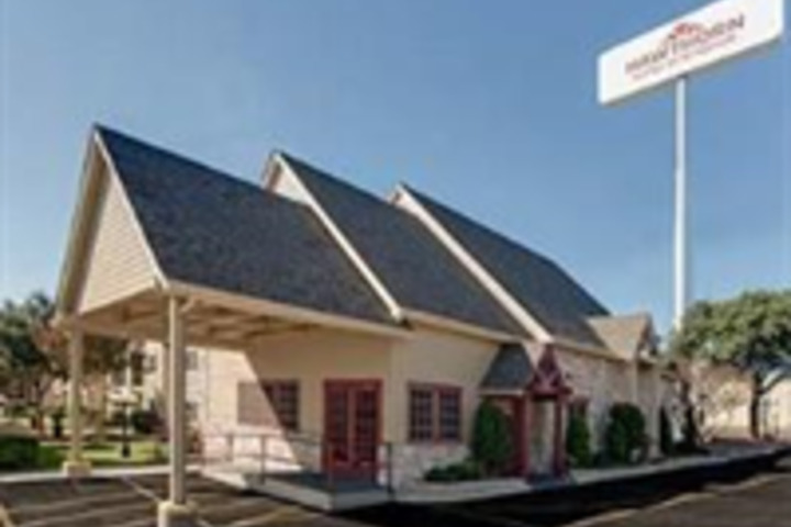 Exterior of HAWTHORN SUITES BY WYNDHAM SAN ANTONIO N