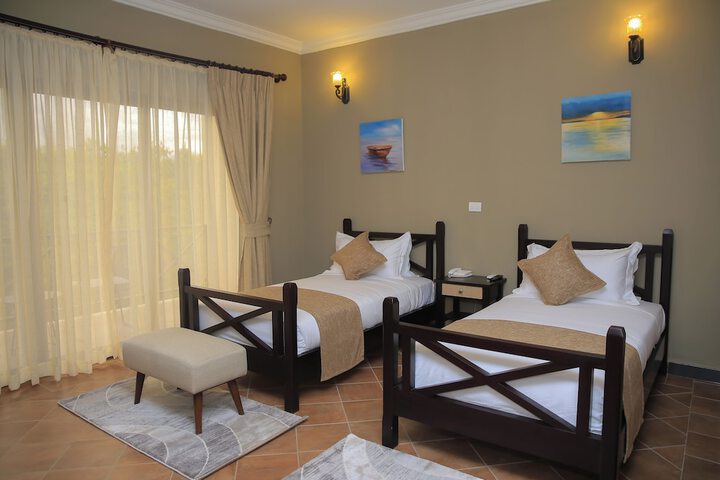 Room 32 of 120