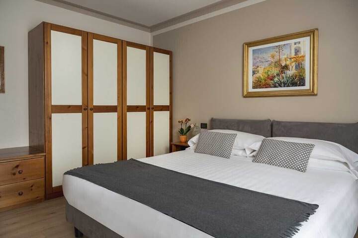 Room 46 of 67