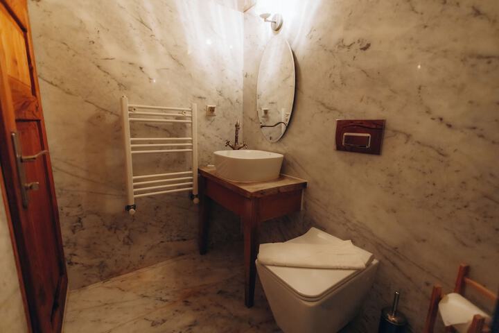 Room 59 of 112