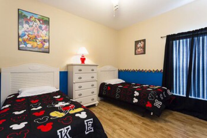Room 74 of 83