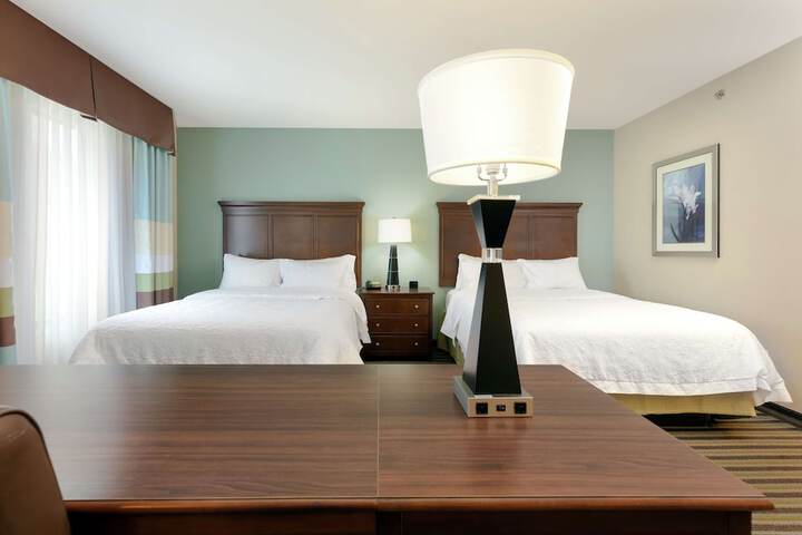 Room 10 of 34
