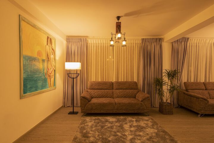 Room 28 of 59
