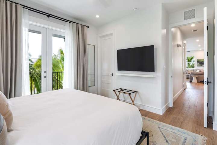 Room 17 of 60