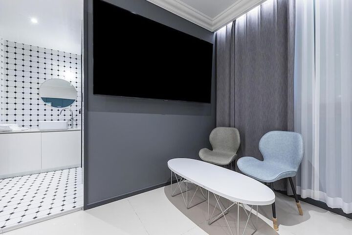 Room 46 of 72