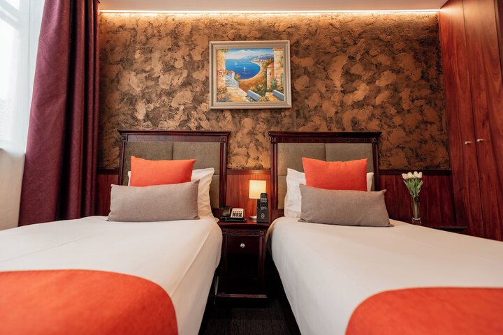 Room 20 of 50