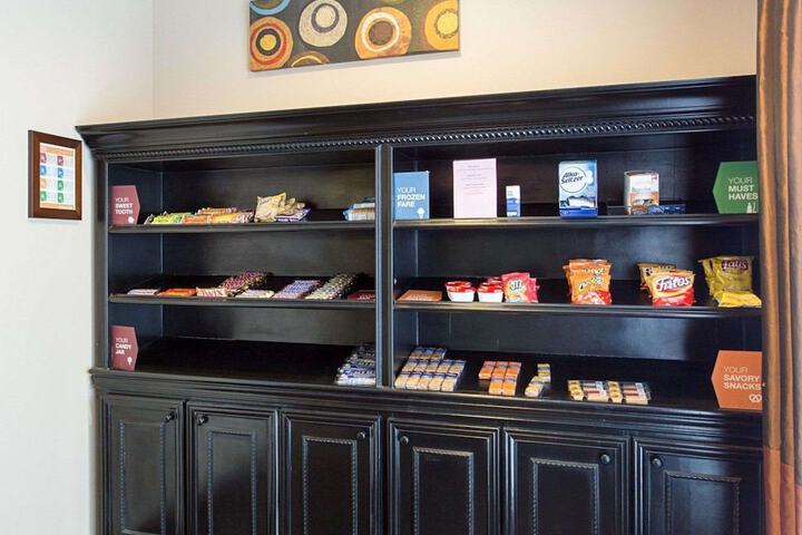 Gift Shop 26 of 39