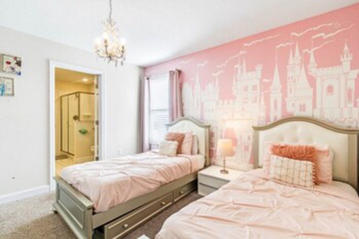 Room 61 of 216