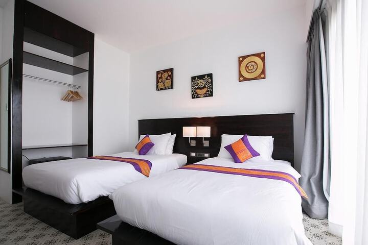 Room 10 of 54