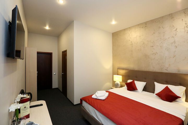 Room 6 of 54