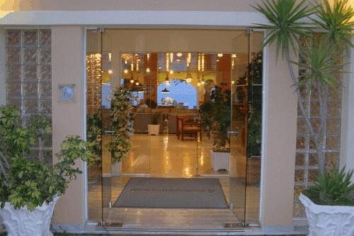 CHRISTINA HOTEL