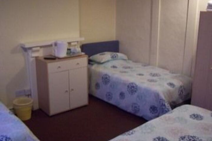 Room 10 of 17