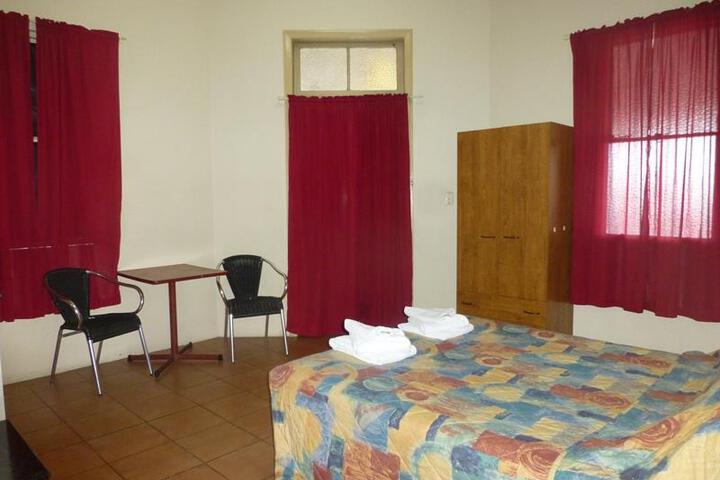 Room 3 of 6