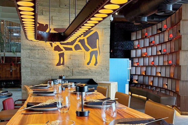 Dining 108 of 143