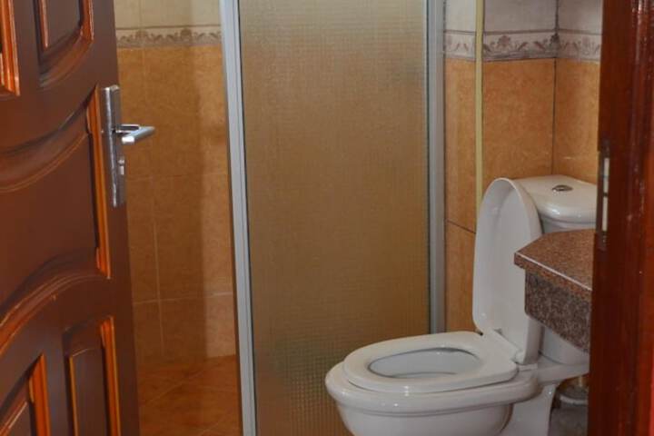 Room 23 of 40