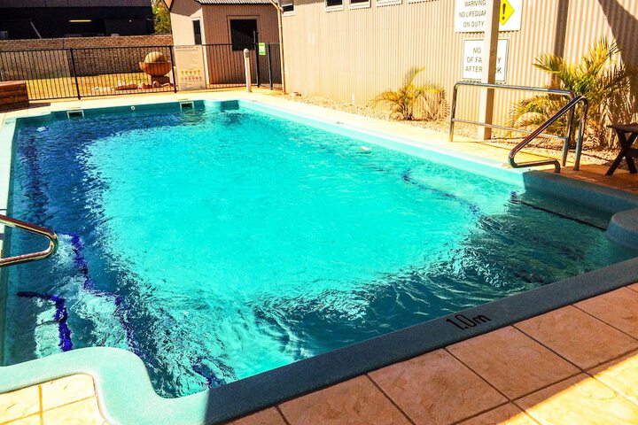 Hotel Pool