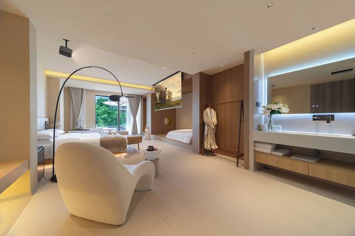 Room 22 of 57