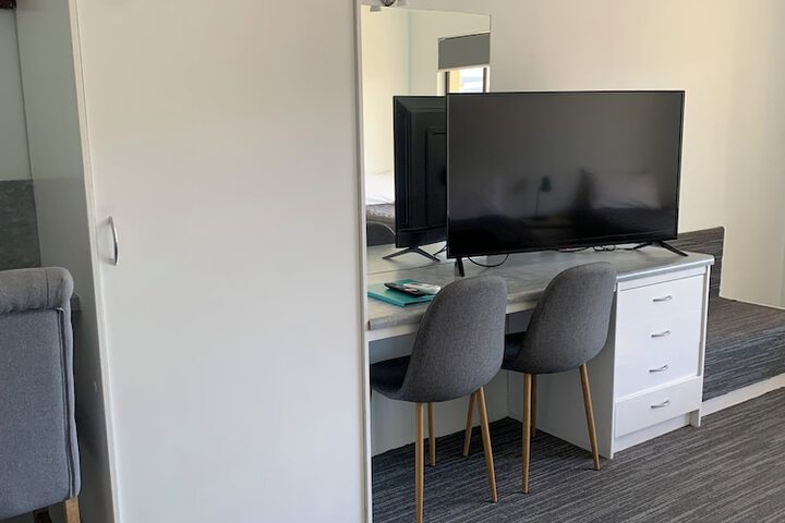 Room 15 of 65