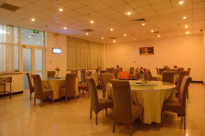 Dining Photos