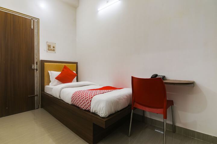 Room 19 of 94