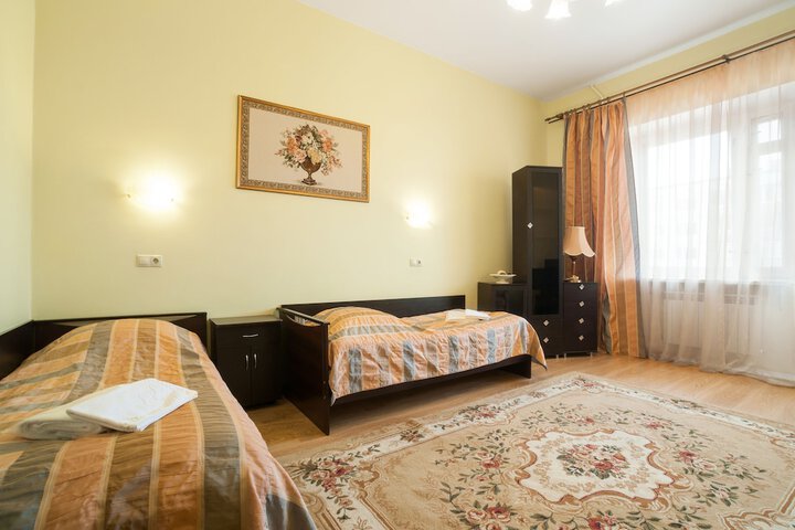 Room 12 of 47
