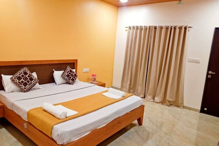 Room 10 of 41