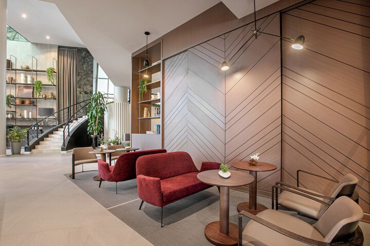 Guest Lobby