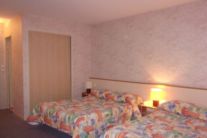 Room 14 of 50