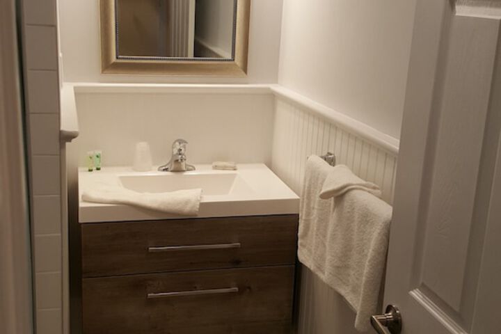 Room 34 of 50