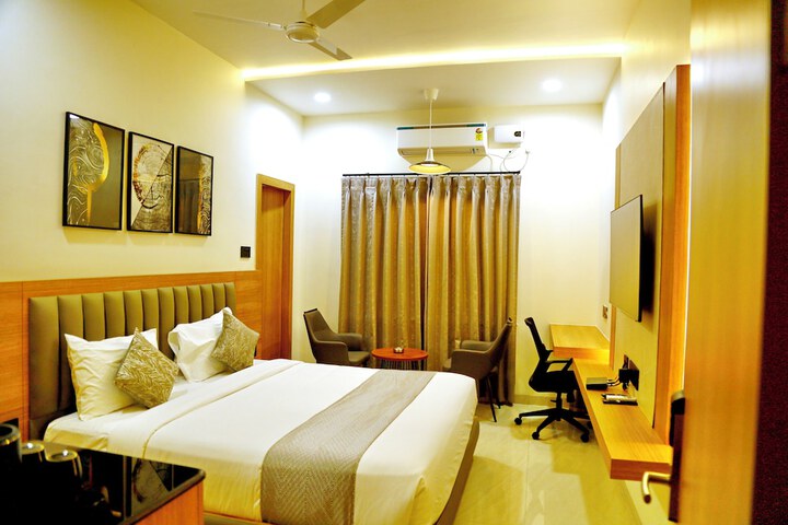 Room 5 of 41