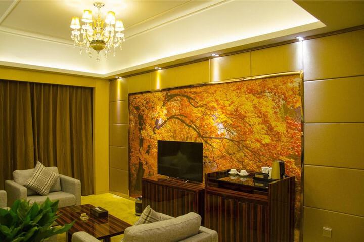 Room 34 of 52