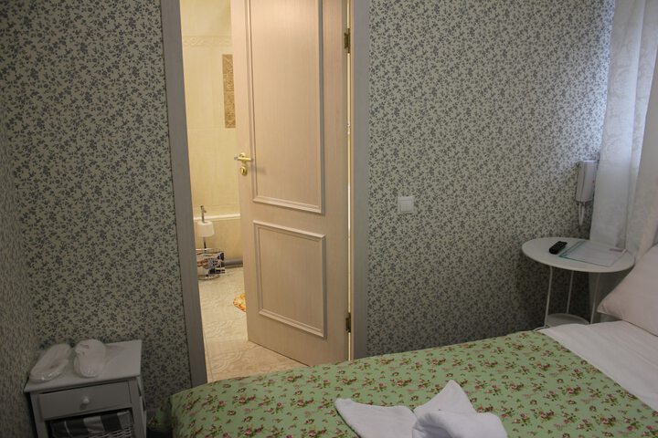 Room 19 of 28