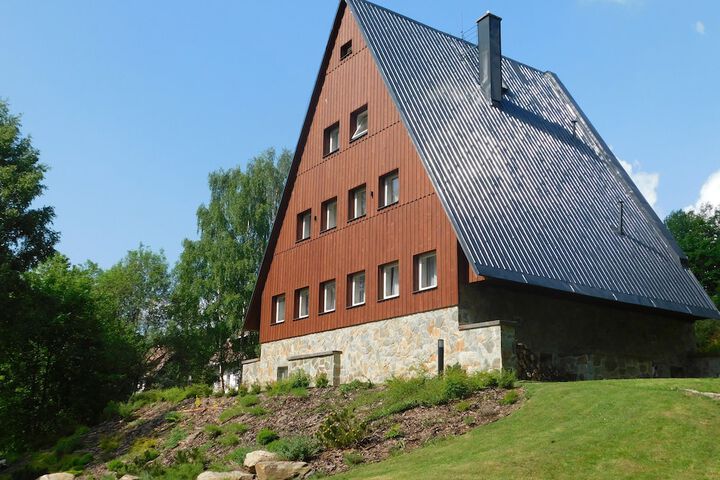 Hotel 8 of 53