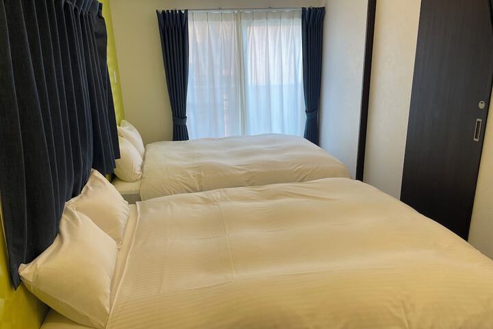 Room 7 of 15