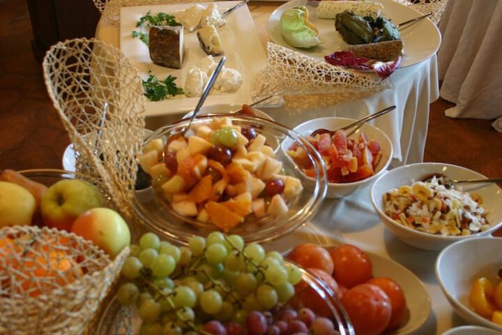 Dining 68 of 106