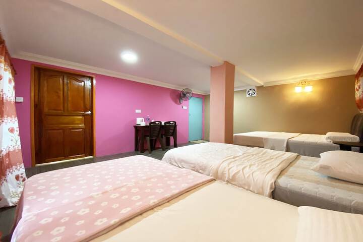 Room 8 of 29