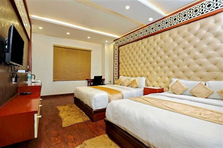 Room 55 of 115