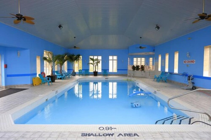 Pool 25 of 40