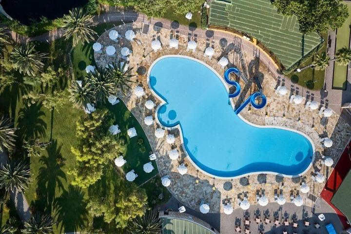 Pool 17 of 39