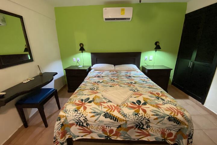 Room 43 of 137