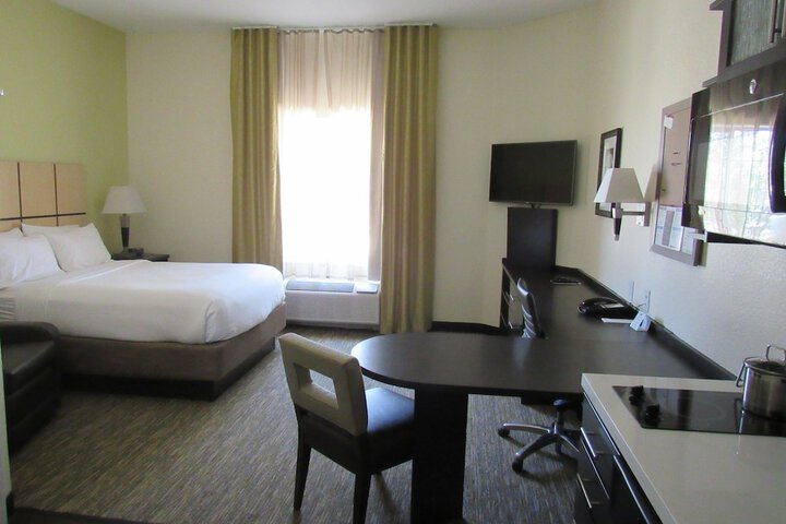 Room 5 of 22