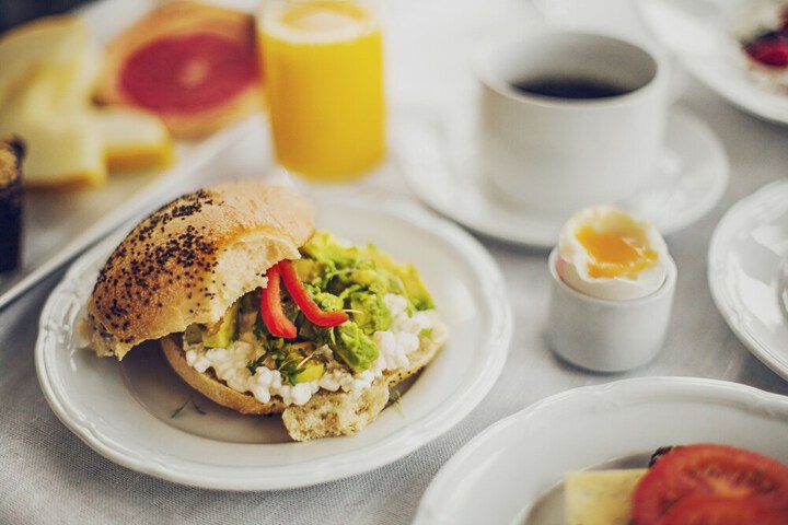 Breakfast/Coffee Service 68 of 98