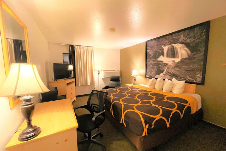 Room 23 of 46