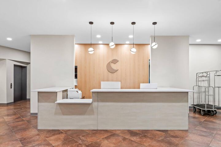 Hotel Interior 4 of 45